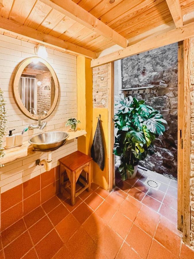 Habitacion Privada, Casa Compartida Con Pareja Private Room, Shared House With A Couple 巴塞罗那 外观 照片